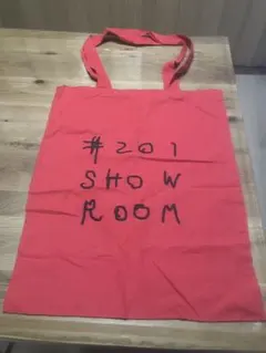 11/30迄お値下げ新品未使用201SHOWROOM限定トートバッグ　サンセルフ