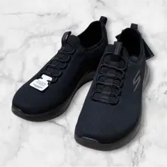 【新品未使用】SKECHERS ブラック スニーカー【メンズ】27.5cmのサムネイル