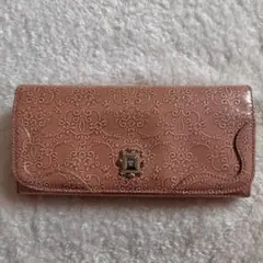 ANNA SUI ピンク エンボスがま口長財布