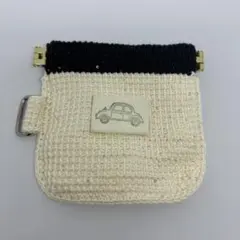 ハンドメイド アイボリーと黒のポーチ