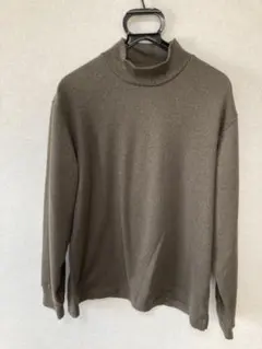 UNIQLOソフトニットフリースモックネックT オリーブ　Lサイズ