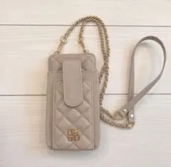 【新品】RANDA キルティング スマホショルダーバッグのサムネイル