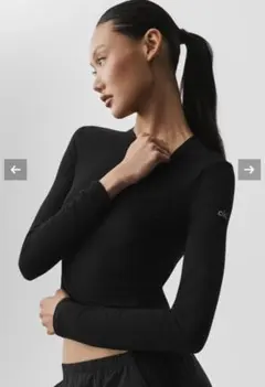✳︎最終値下げ✳︎新品未使用タグ付き　aloyoga アローヨガ　ベロアポロTシャツ Alo Yoga（アロヨガ）の「【alo】Velour Choice Polo ベロアチョイス