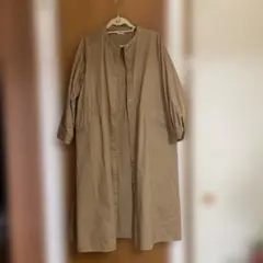 BEAMS ワンピースコート ブラウンのサムネイル