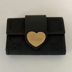 GUCCIブラック キーケース ハート金具　GG