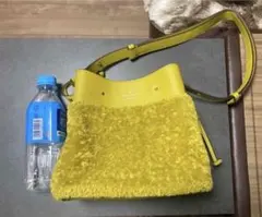 値引き可能　ケイトスペード　ショルダーバッグ　ハンドバッグ イエロー　秋冬