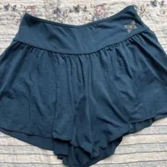 チャコット　深緑　ショートパンツ