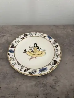①ディズニーランド 陶器皿　ヴィンテージ　デザート皿　ティンカーベル ディズニーランドホテル ティンカーベルのお皿 - メルカリ