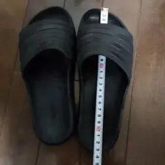アディダスサンダル（22.5〜23）