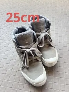 KEEN スニーカー 25cm グレー　チェック柄のサムネイル