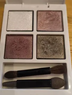 ADDICTION TOKYO ザ アイシャドウ パレット アウトオブユアシェル