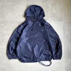 ナイロン プルオーバー