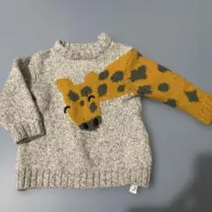 ZARAキリン刺繍ニットセーター