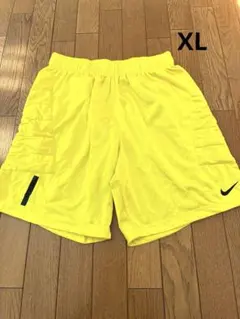 NIKEサッカー　キーパーハーフパンツ　XL