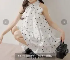 Chico ドット柄ティアードノースリーブワンピース - メルカリ