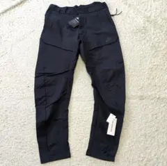 4-48【未使用】美品NIKE ナイキTECH PACK パンツ