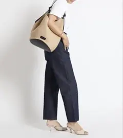 Deuxieme Classe CALUX/キャラクス　TAPEREDデニムのサムネイル
