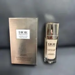 Dior Prestige Le Micro-Fluide 2N - メルカリ