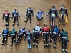 仮面ライダークウガ　ソフビセット