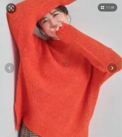 オレンジ ハイネックニット　新品タグ付き