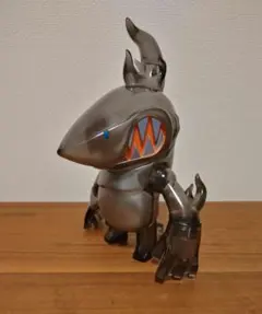 TOUMART　RAGING SHARK