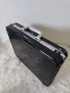 2026年最新】RIMOWA リモワ/アタッシュケースの人気アイテム - メルカリ