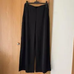 ユニクロ　クレープジャージーストレートパンツ（丈長め）　ブラック　L