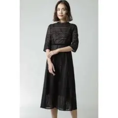 ローズバッド　レースドレス