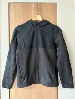 アンダーアーマー　フリースジャケット 黒/グレー　YXL