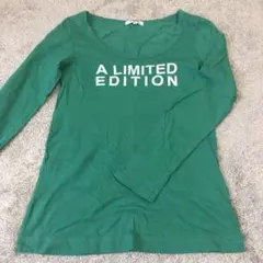 ナチュラルビューティーベーシック　長袖Tシャツ　グリーン