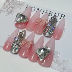 77【韓国ネイル ピンクグラデ ビジュー リボン キラキラ ネイルチップ】