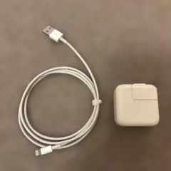 Apple 純正 12W USB Power Adapter／ケーブル