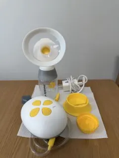 medela Solo 電動搾乳機　未開封新品母乳バッグおまけ付き