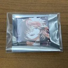 OVER REQUIEMZ スクエア缶バッジ　ノイル　1点