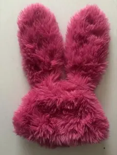 ウサギ耳型ピンクファーハット