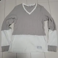 ADPOSIOR Vネックニット グレー/ホワイト