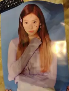 IZ*ONE　ポスター　ミンジュ