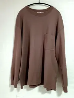 ユニクロU　クルーネックTシャツ（長袖）ブラウン L メンズ　ロンT