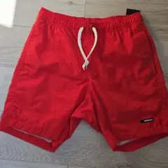 【DESCENTE】ショートパンツ M 赤