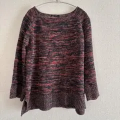 23区　オンワード樫山　ニットセーター　ボートネック　黒と赤のミックス　Lサイズ