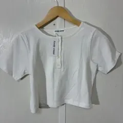 【 3033番】新品 Fredy emue 半袖 ヘンリーネック Tシャツ 白のサムネイル