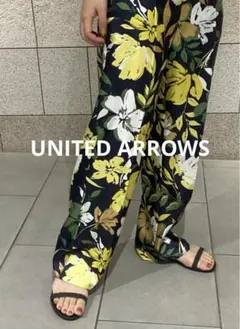 UNITED ARROWS TOKYO P フラワー プリント パンツのサムネイル