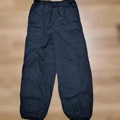 UNIQLO　キッズ　カーゴパンツカーゴジョガーパンツ　ブラック　　薄手　140