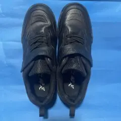 瞬足　スニーカー　黒　22.5EE