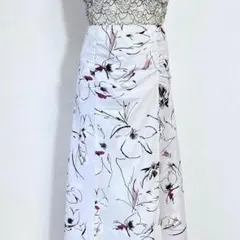 ♥️美品 マーキュリーデュオ 手書き風 フラワー柄 マキシフレアスカート Sのサムネイル