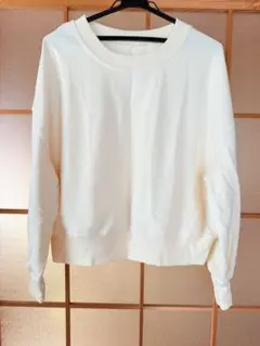 [新品]アイボリー トレーナー 新品タグ付き