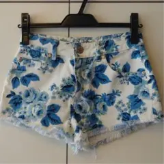 【日本未上陸】Miss Selfridge 花柄ショートパンツ