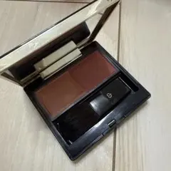 【クレ・ド・ポー ボーテ】ブラッシュデュオプードル 101のサムネイル