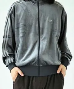 2025年最新】アディダスベロアジャージの人気アイテム - メルカリ