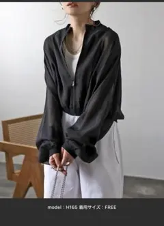 黒 クロップドジャケット FREEサイズのサムネイル